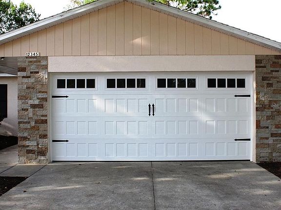 2nd image of 12345 Pine Island Dr