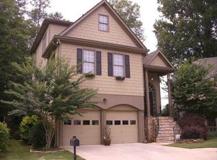 618 Sycamore Ridge Dr, Decatur, GA 30030