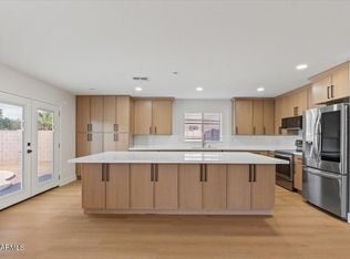 2289 W Hayden Peak Dr, San Tan Valley, AZ 85144