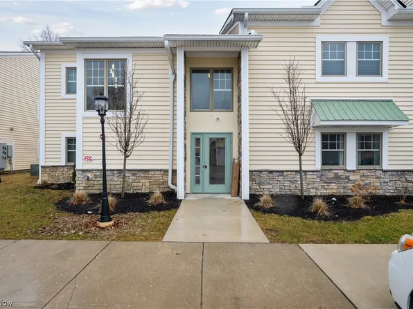 5547 Beavercrest Dr #108, Lorain, OH 44053