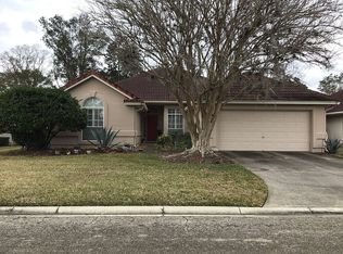 4221 Via Valencia Cir, Jacksonville, FL 32217