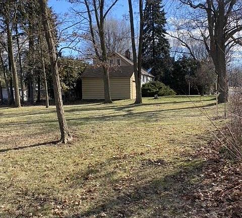 4th image of 58 Ridge Dr