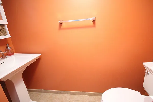 Sold by REMAX Elite | media 5