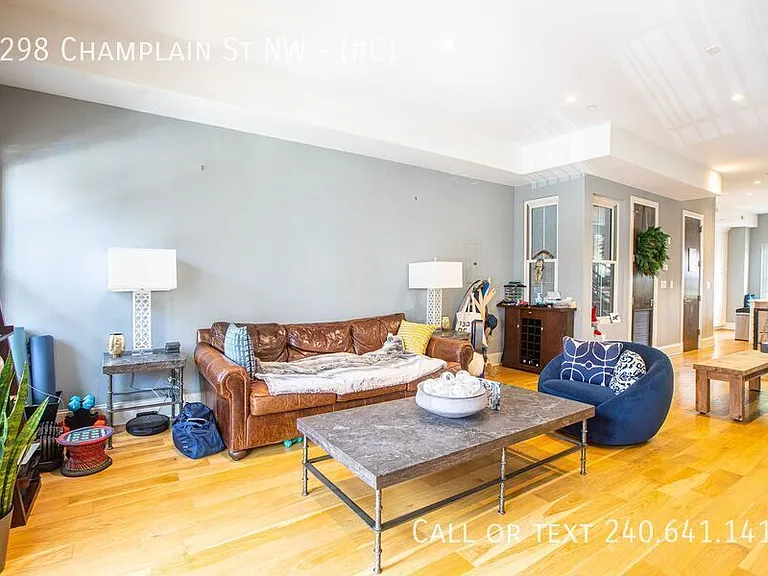 2298 Champlain St NW #C — Photo 4