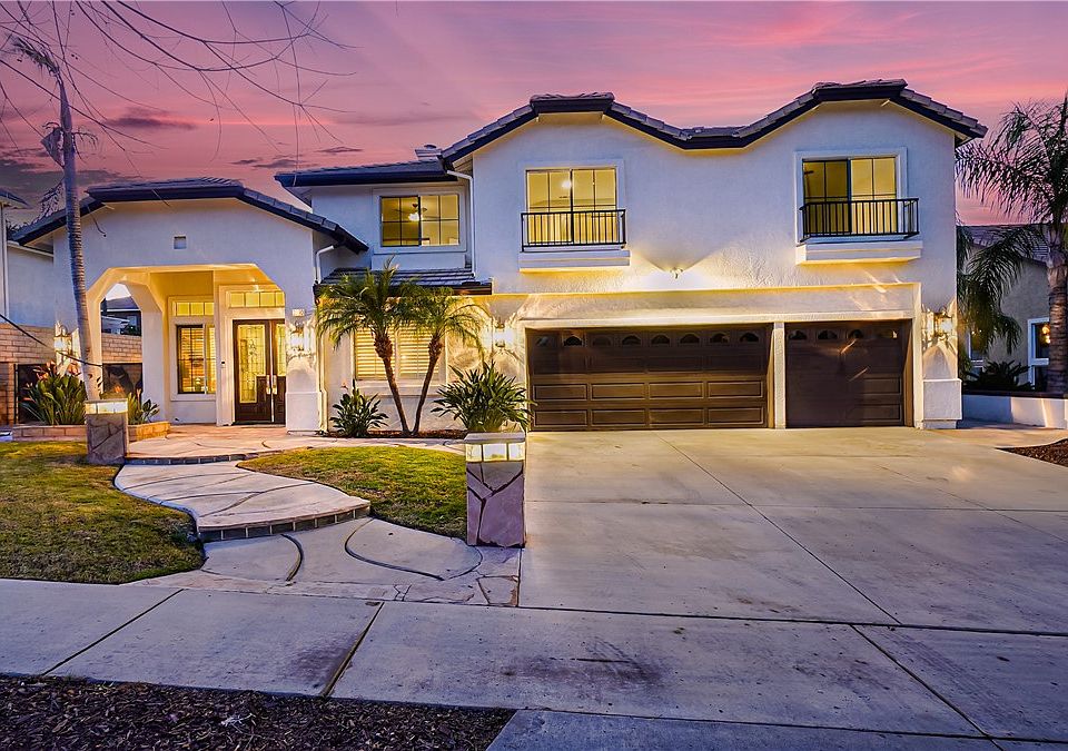 1st image of 2690 Mockingbird Ln