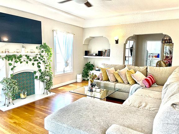 5th image of 617 N Spaulding Ave #1/2