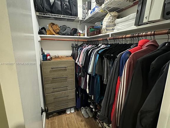5th image of 2840 Taylor St APT 28