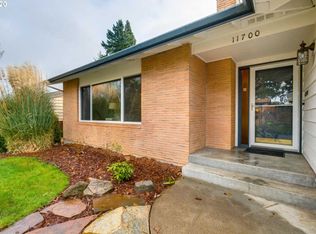 11700 SW Ridgecrest Dr, Beaverton, OR 97008