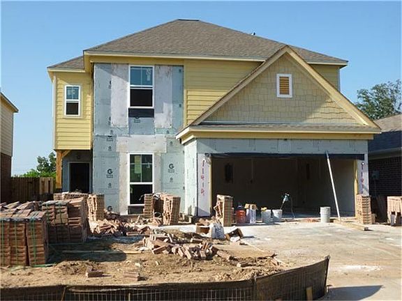 2nd image of 11414 Dahlia Dale Dr