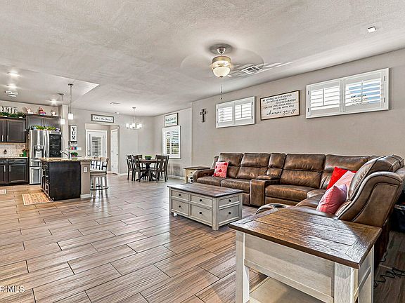 3rd image of 206 Notts Way