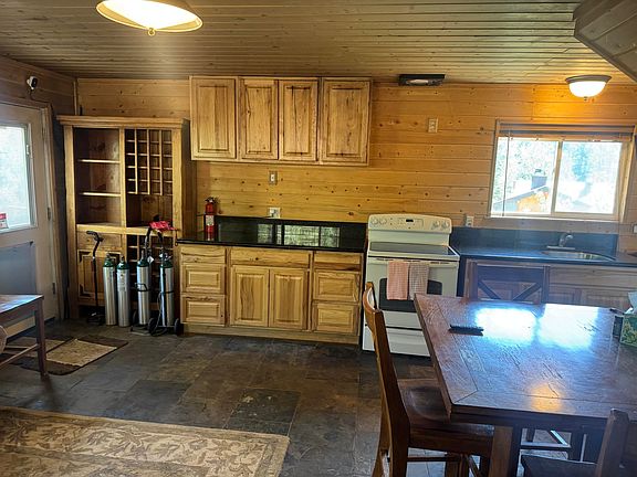 5th image of 978 N Aspen Dr Unit A Blk B Lot 8