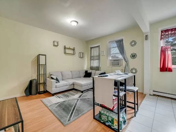2nd image of 87 Jewett Ave #R