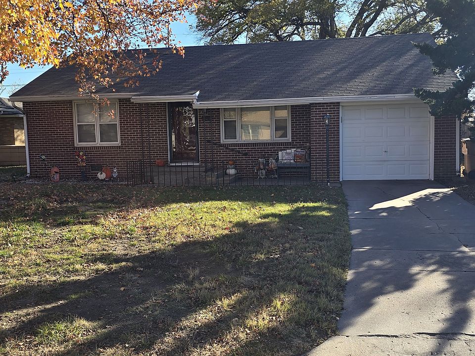 1st image of 43 Sunflower Ave