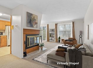 105 Ridgefield Cir #C, Clinton, MA 01510