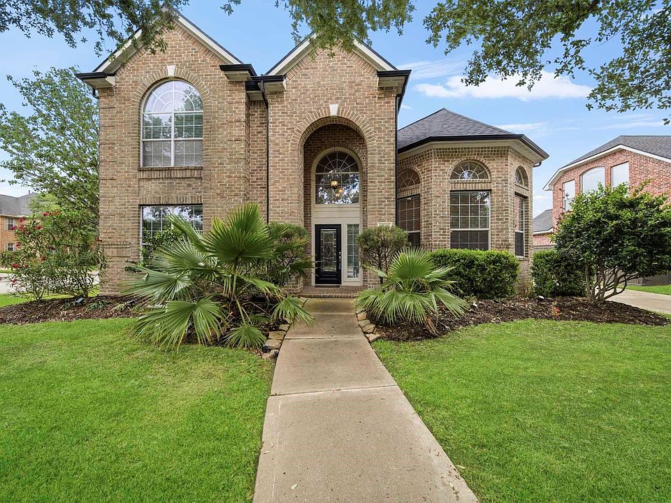 1st image of 6503 Grand Flora Ct