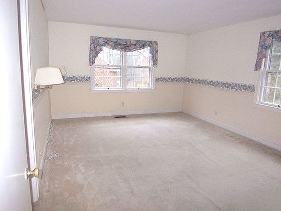 5th image of 1410 Poplar St NW