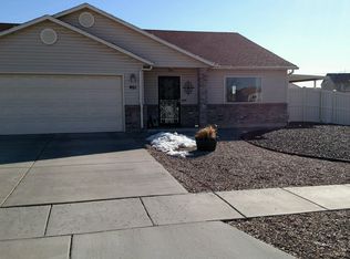 461 Adobe Mill Ln, Ogden, UT 84404