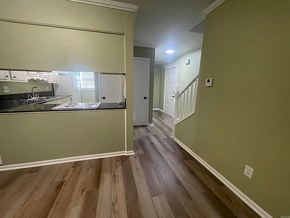 4th image of 504 Green Mountain Dr APT 305