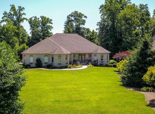 2634 Creekstone Cir, Maryville, TN 37804