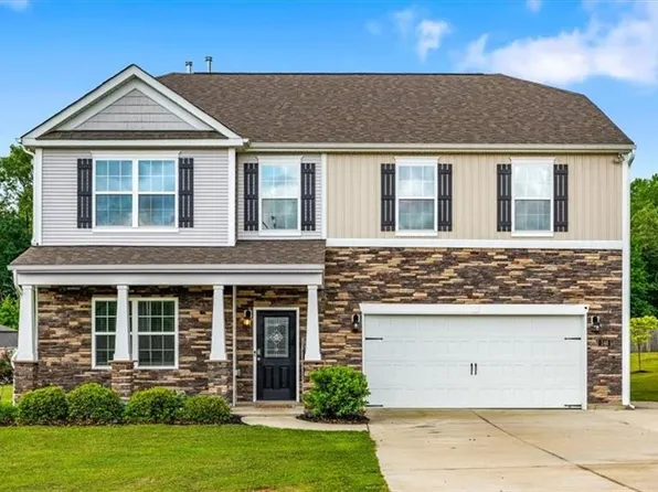 146 Carson Ct, Winston Salem, NC 27107
