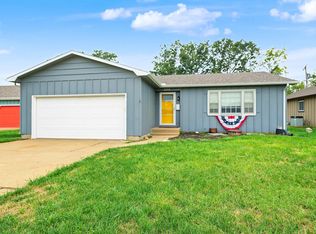 2058 Lewis St, Salina, KS 67401