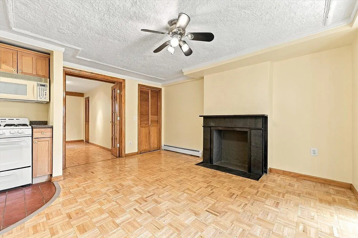 1 bed, 1.0 bath, 550 sqft, $2,200 — Photo 3