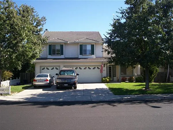 674 Bellmeade Way photo 1