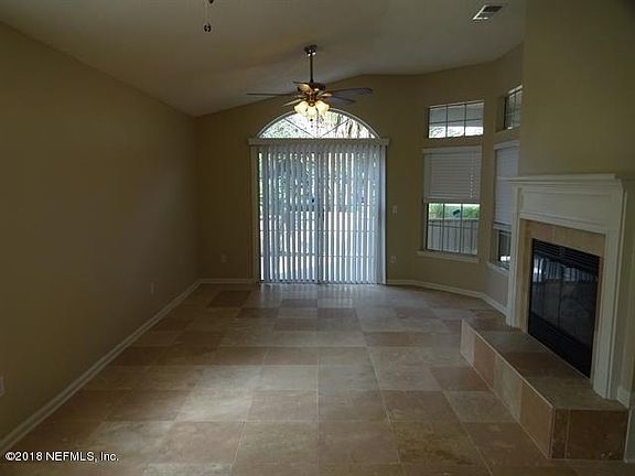 4th image of 1531 Harbour Club Drive