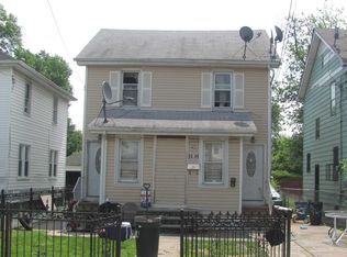 9449 199th St, Hollis, NY