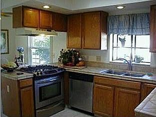 3rd image of 1030 Obrien Ct