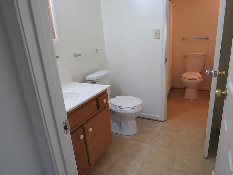 131 King Henry Way — Photo 21