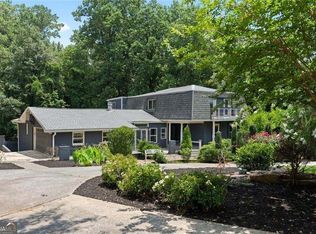 212 Kings Row NE, Marietta, GA 30067