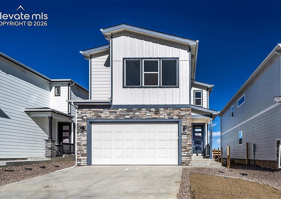 1st image of 13572 Arriba Dr