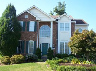110 Lucerne Crossing Ct, Ballwin, MO