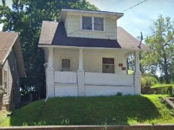 343 Lease St, Akron, OH 44306