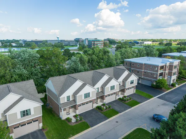 411 W Pierce Rd, Itasca, IL 60143