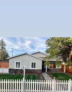 301 Center St, Modesto, CA, 95351