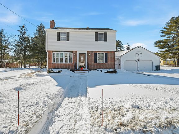 3rd image of 34 Windsor Avenue