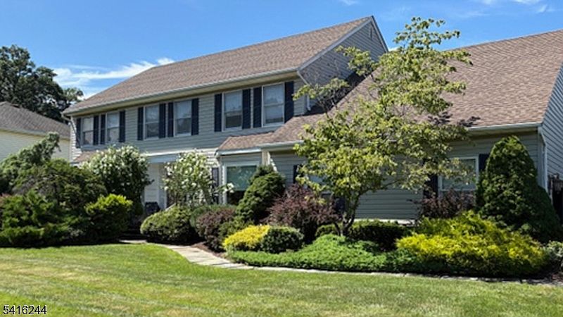 1st image of 6 Brentwood Ct