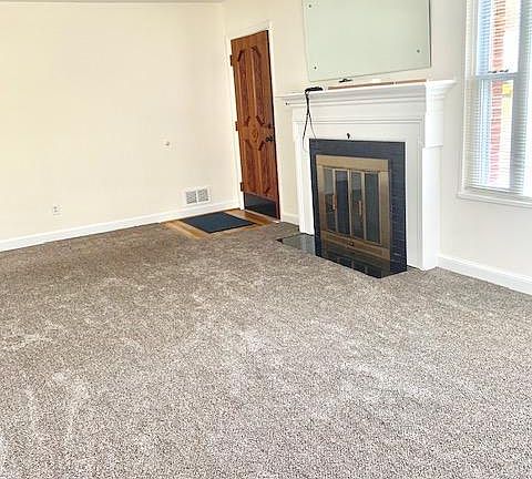 4th image of 5004 Cushing Dr