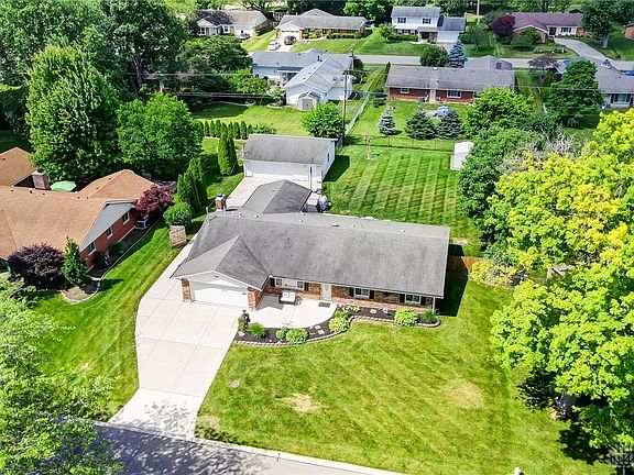 4th image of 5325 Oakbrooke Dr