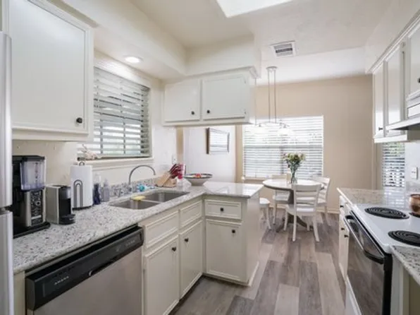 1005 N Lbj Dr, San Marcos, TX 78666