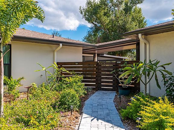5th image of 24549 Nova Ln