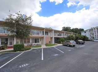 4325 58th Way N APT 1422, Kenneth City, FL 33709