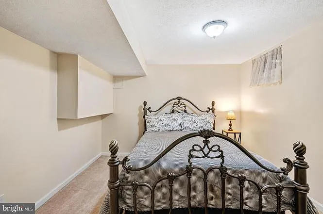 5 Lee Ct — Photo 25