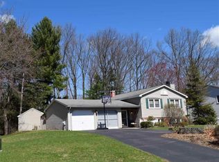 6 Mystic Ln, Clifton Park, NY 12065