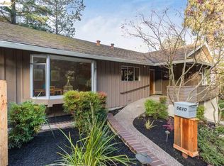 5610 Castle Dr, Oakland, CA 94611