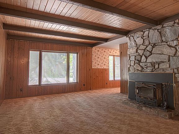 3rd image of 8790 Country Club Dr