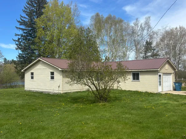191 Haddix Blvd #2981, Barryton, MI 49305