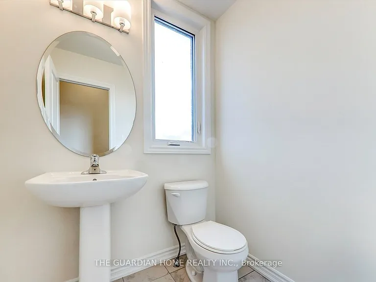 2913 Nakina St — Photo 13